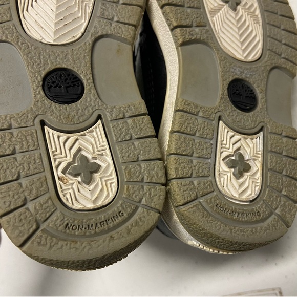 Timberland Infant Toddler Field Boots Grey Black Sz 7 Unisex Waterproof Boot Boy - Picture 4 of 10